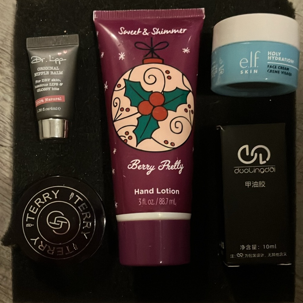 Makeup/Skincare Bundle with Bag